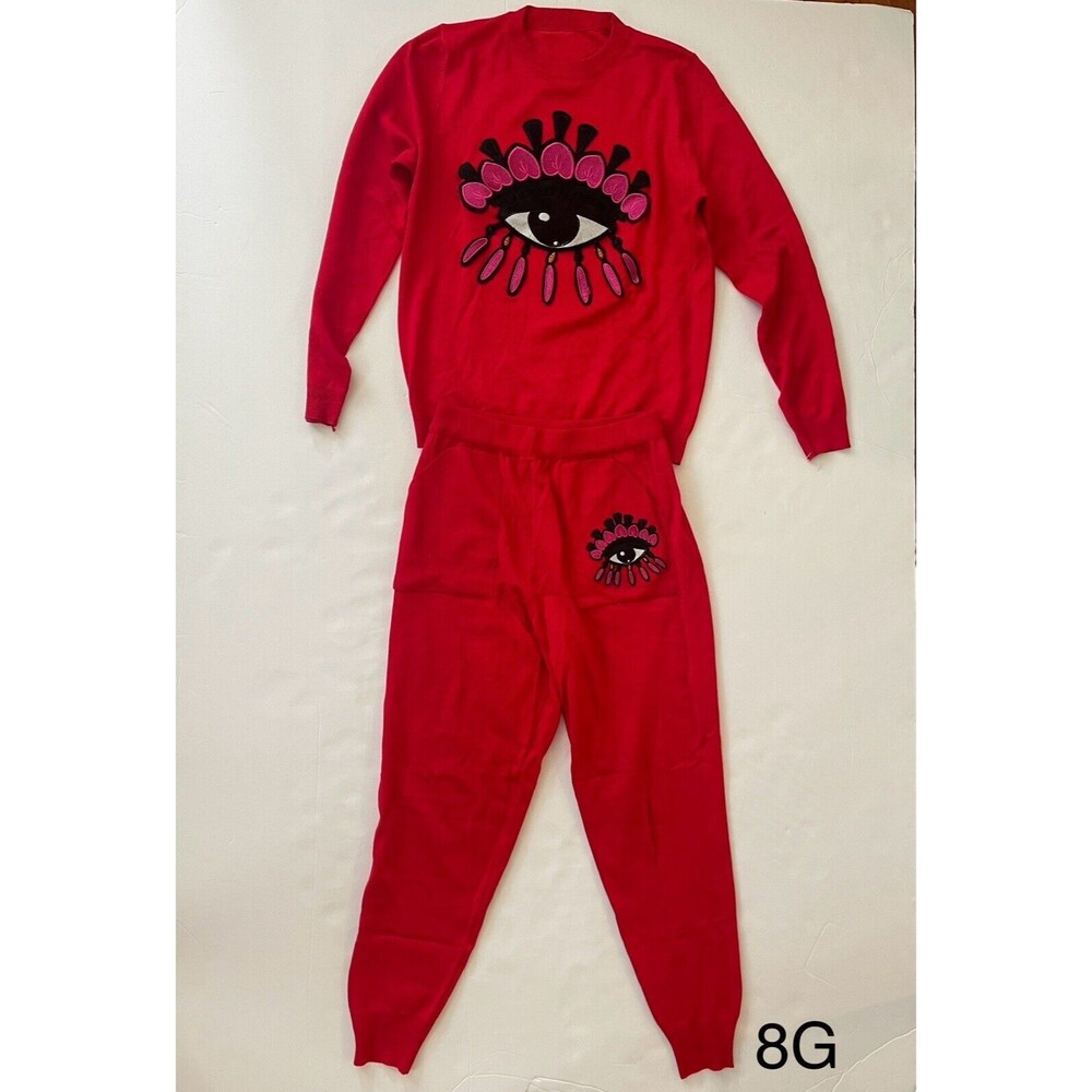 Red Embroidered Eye Motif Sweatshirt And Pants With Pockets Size Small No Tags‎